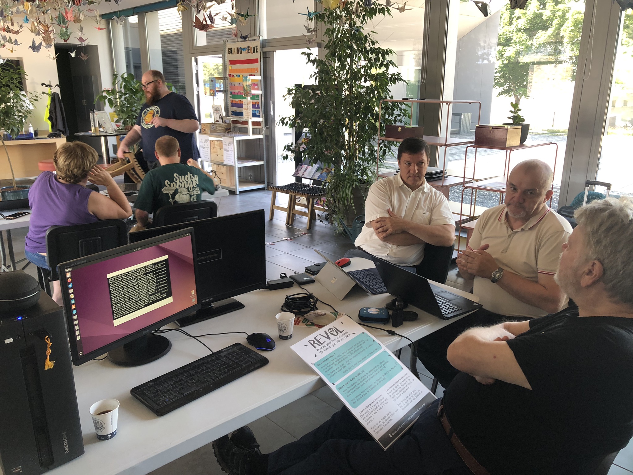 BDiagnostic, entraide et échanges autour du réemploi informatique pendant Un café et ça répare #2.